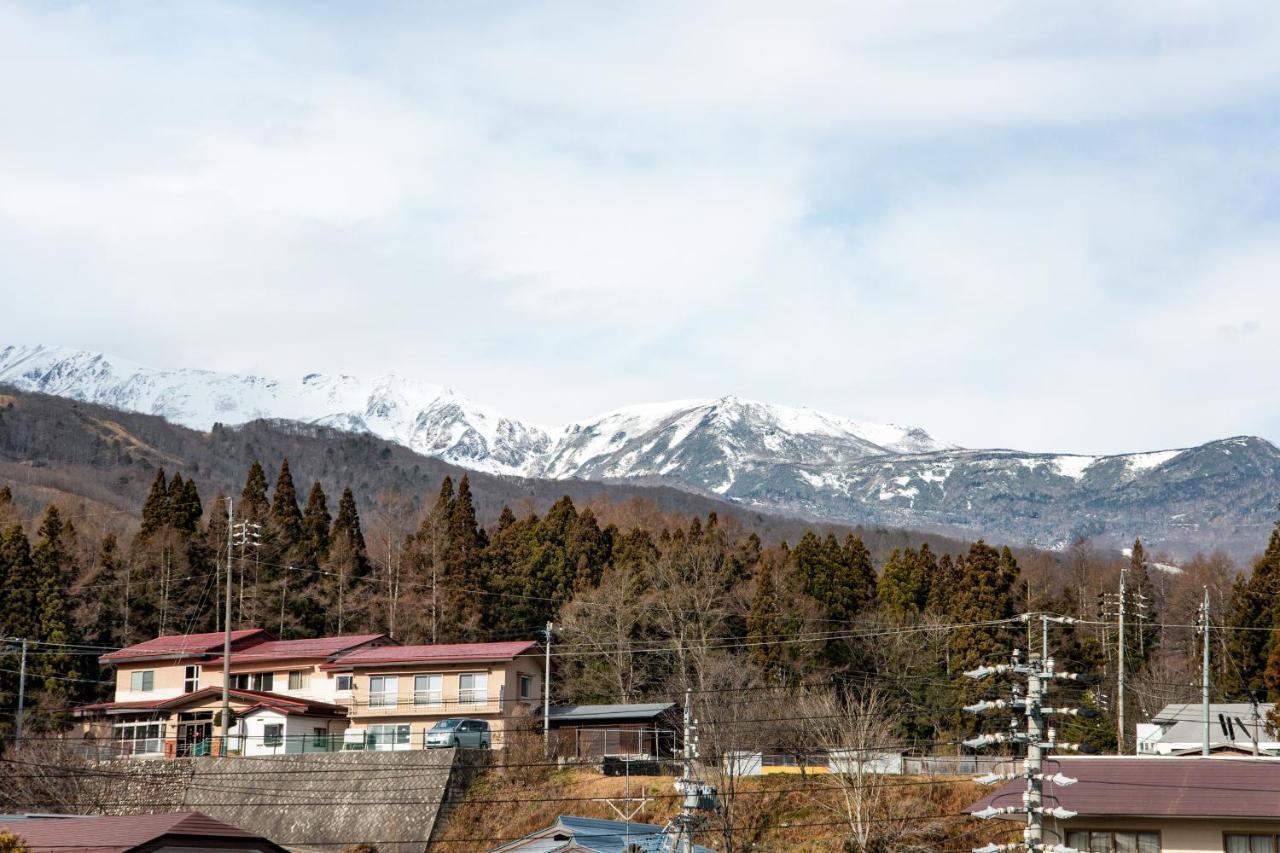 Hotel La Montagne Furuhata Hakuba Buitenkant foto