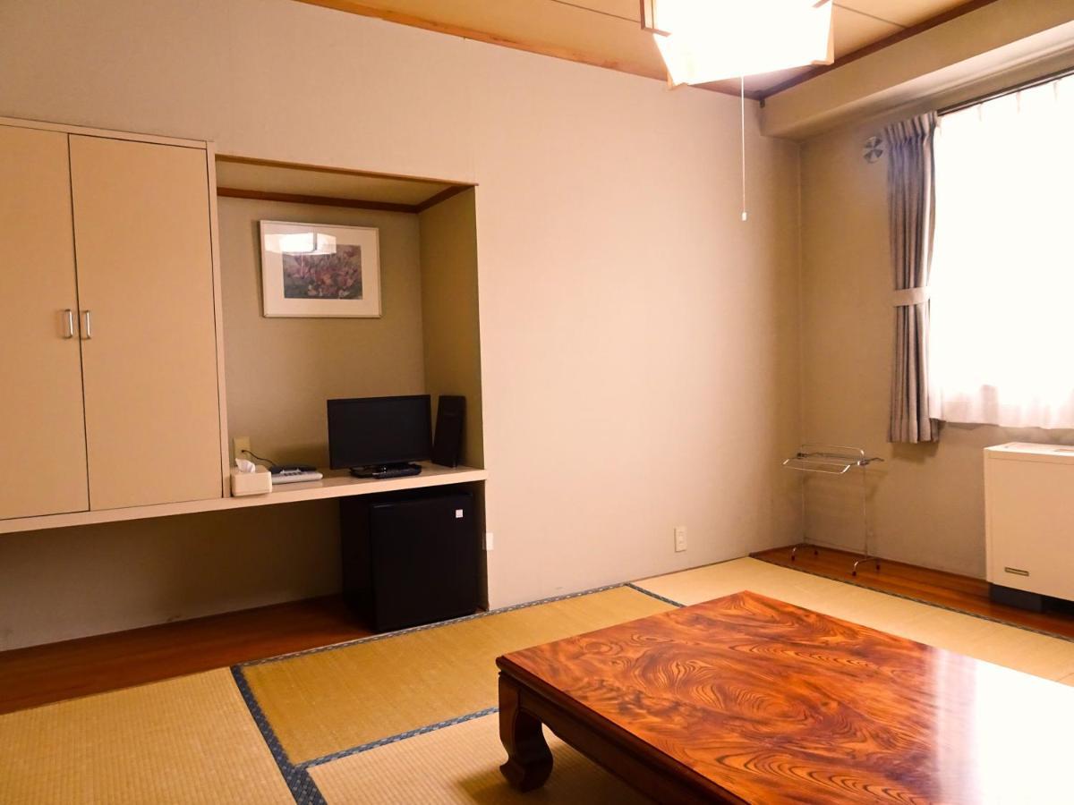 Hotel La Montagne Furuhata Hakuba Buitenkant foto